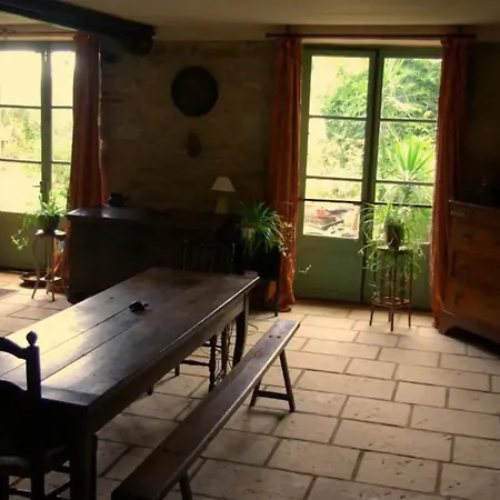 Tatil Evi Escapade Nature, Piscine Et Detente Limogne-en-Quercy